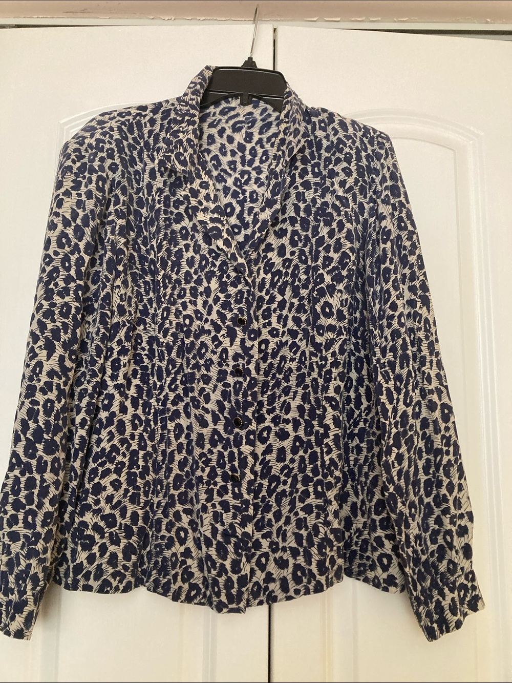 Women's Navy and Cream Printed Button-Up Blouse pure silk made in Italy elegant